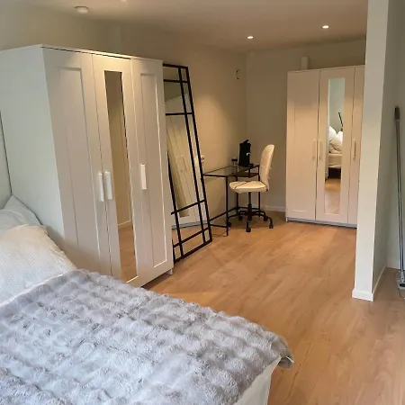 Modern And Apartment, Near The University, Uia