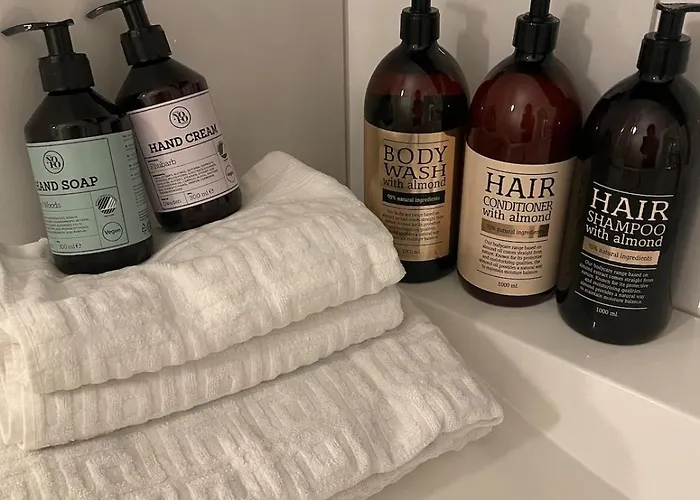 דירה Modern And Apartment, Near The University, Uia *