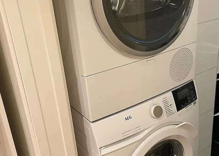 Modern And Apartment, Near The University, Uia *